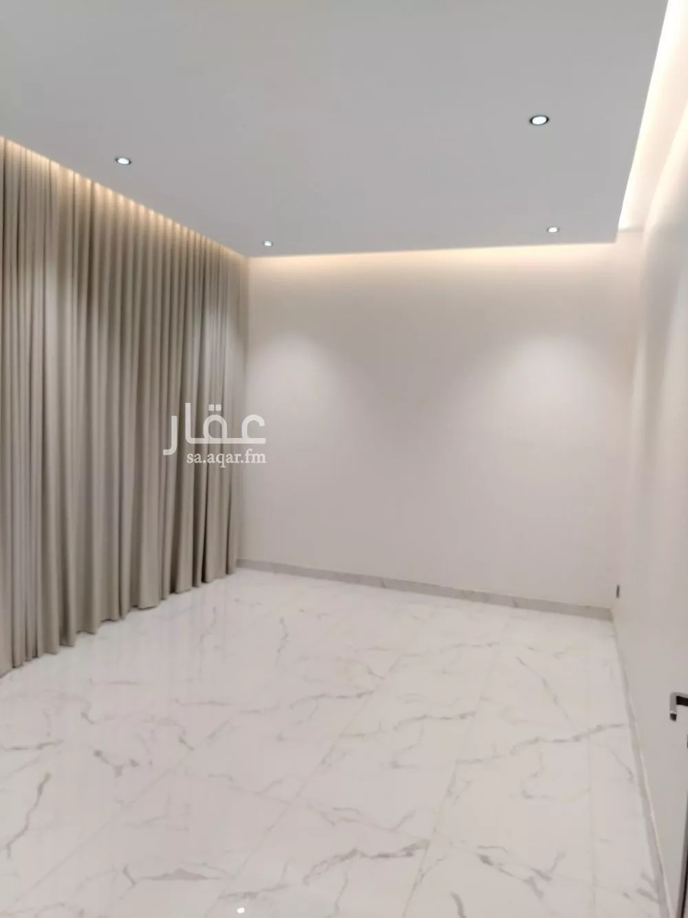 دور 6 غرف في العارض 2