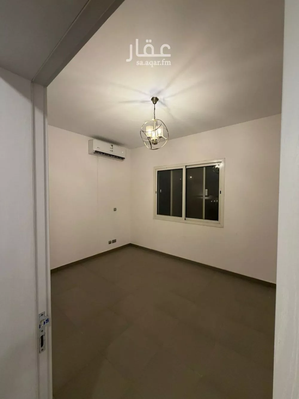 فيلا 7 غرف في النرجس 1