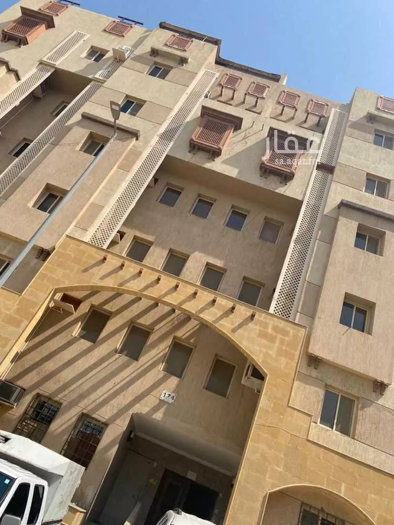 شقة 6 غرف في الحمراء و ام الجود 1