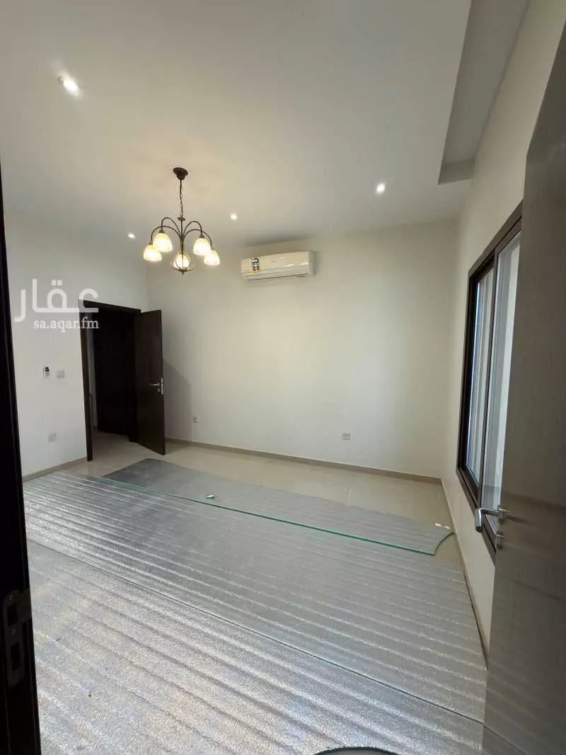 فيلا 4 غرف في ارامكو السعودية 1