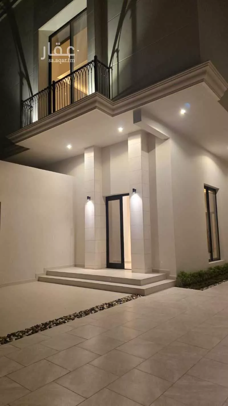 فيلا 5 غرف في الملقا 3