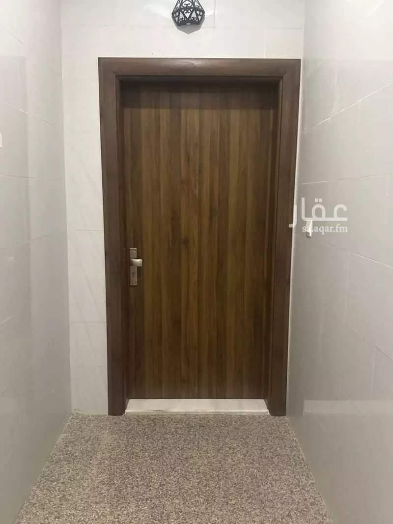 شقة 2 غرف في الرويس 1