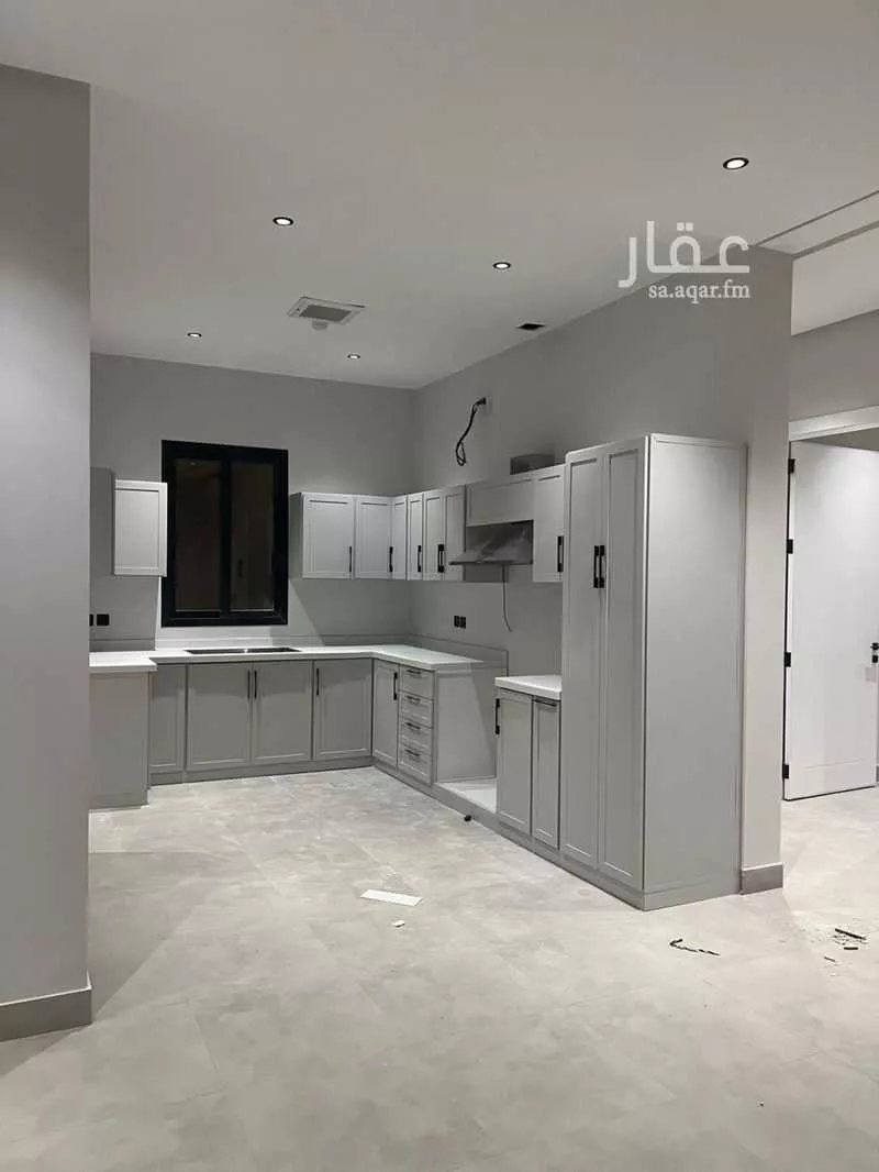 شقة 3 غرف في العارض 1