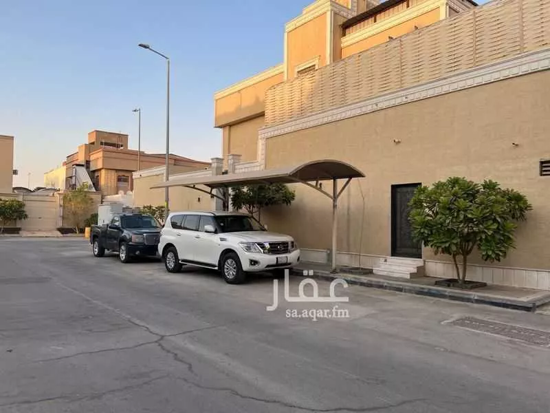 فيلا 7 غرف في العزيزية 3