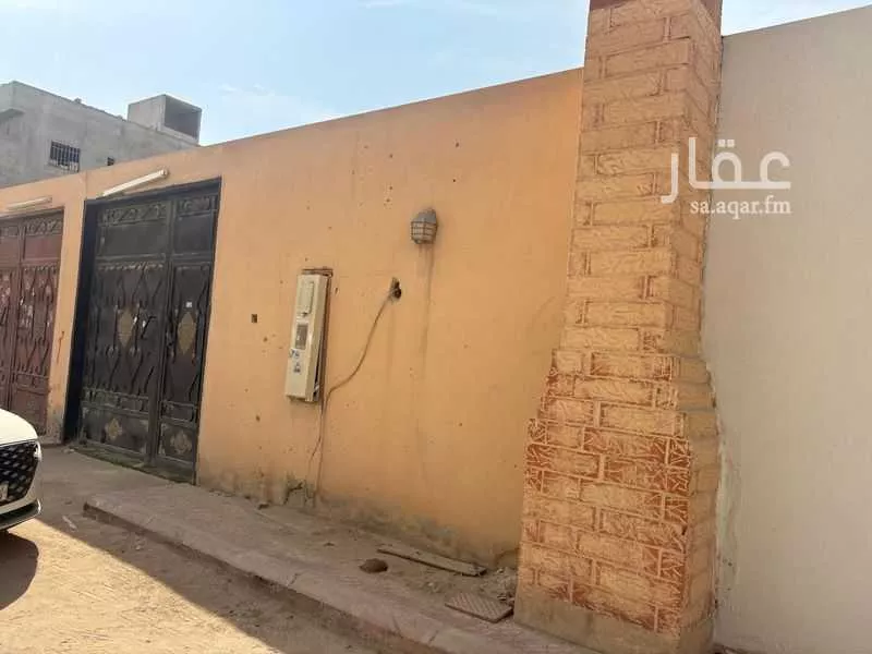 land in Al Maizilah, Riyadh 6