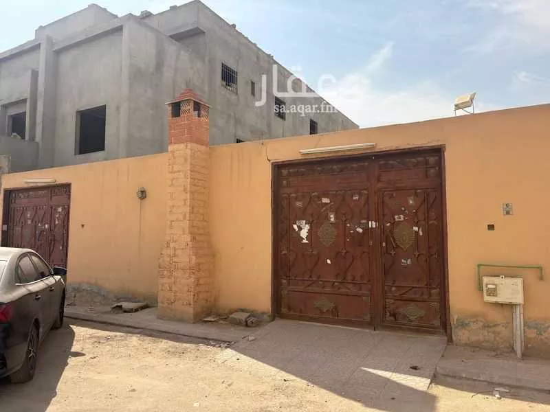 land in Al Maizilah, Riyadh 8