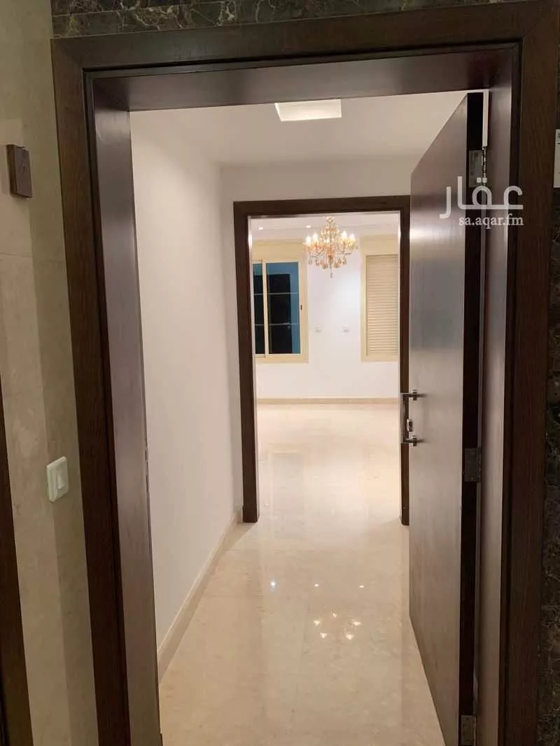 5 bedroom apartment in Al Shati, Jeddah 8