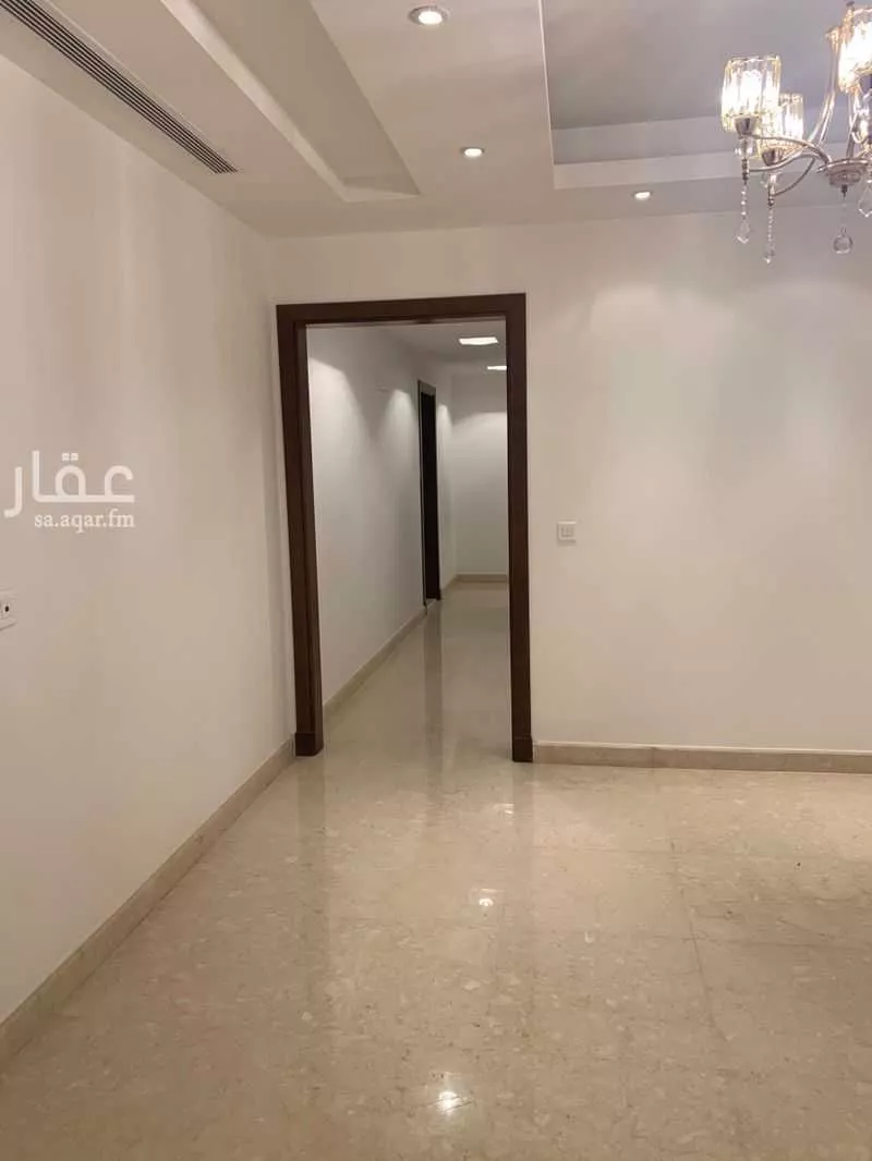 5 bedroom apartment in Al Shati, Jeddah 7