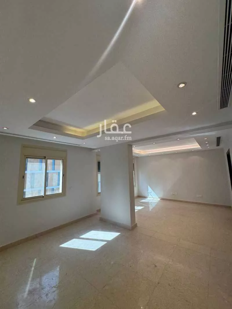 5 bedroom apartment in Al Shati, Jeddah 11