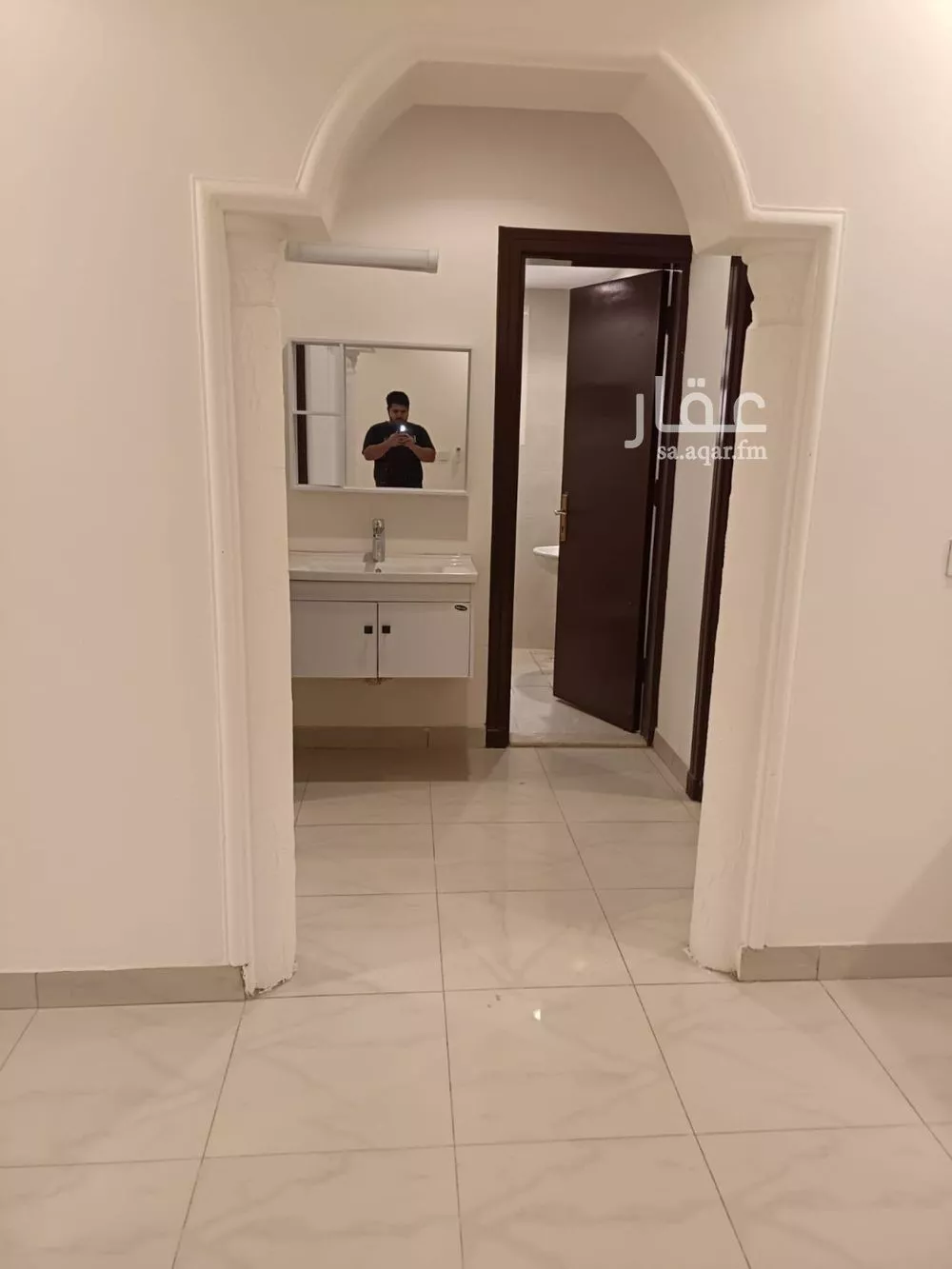 شقة 3 غرف في الملك فيصل 5