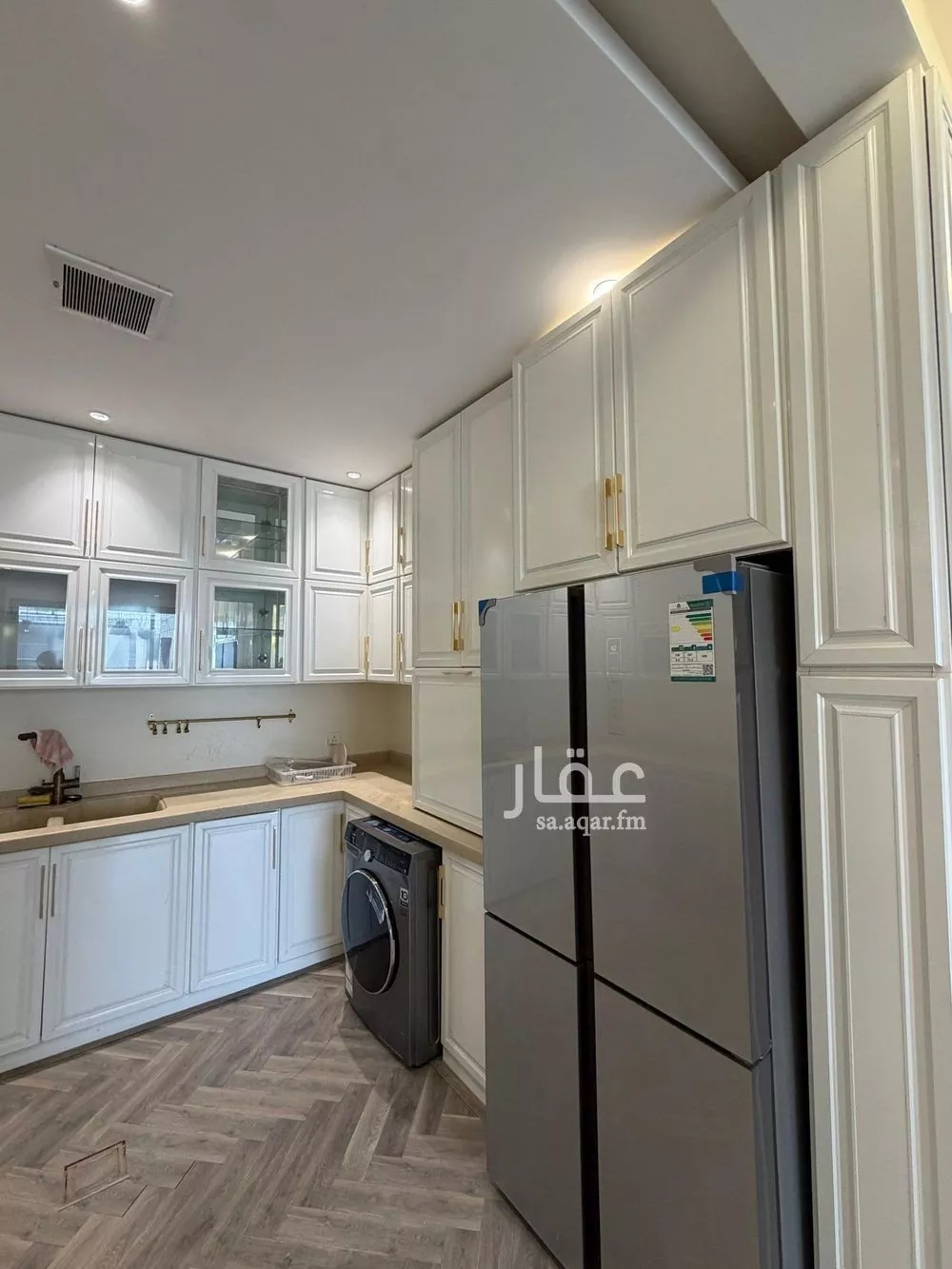 3 bedroom apartment in Al Yasmin 4