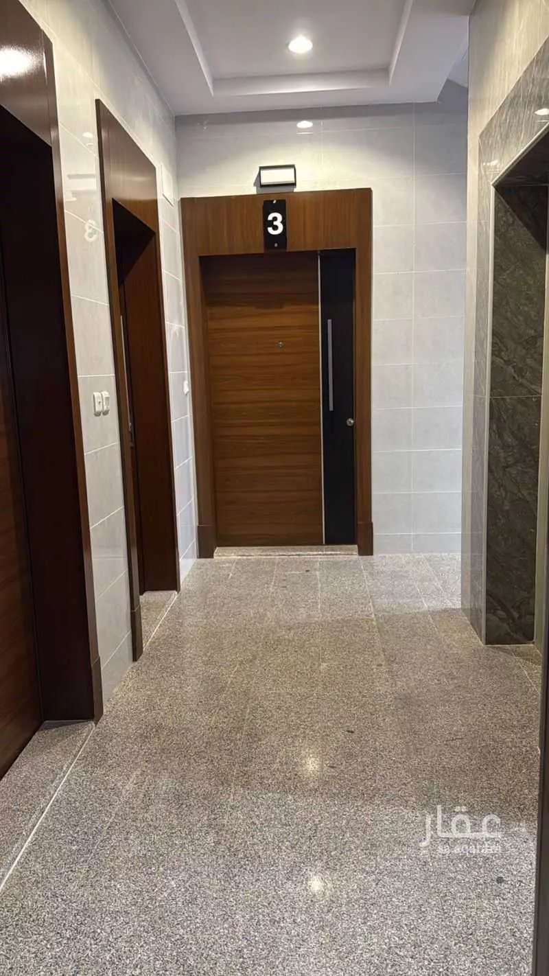 شقة 6 غرف في الريان 2