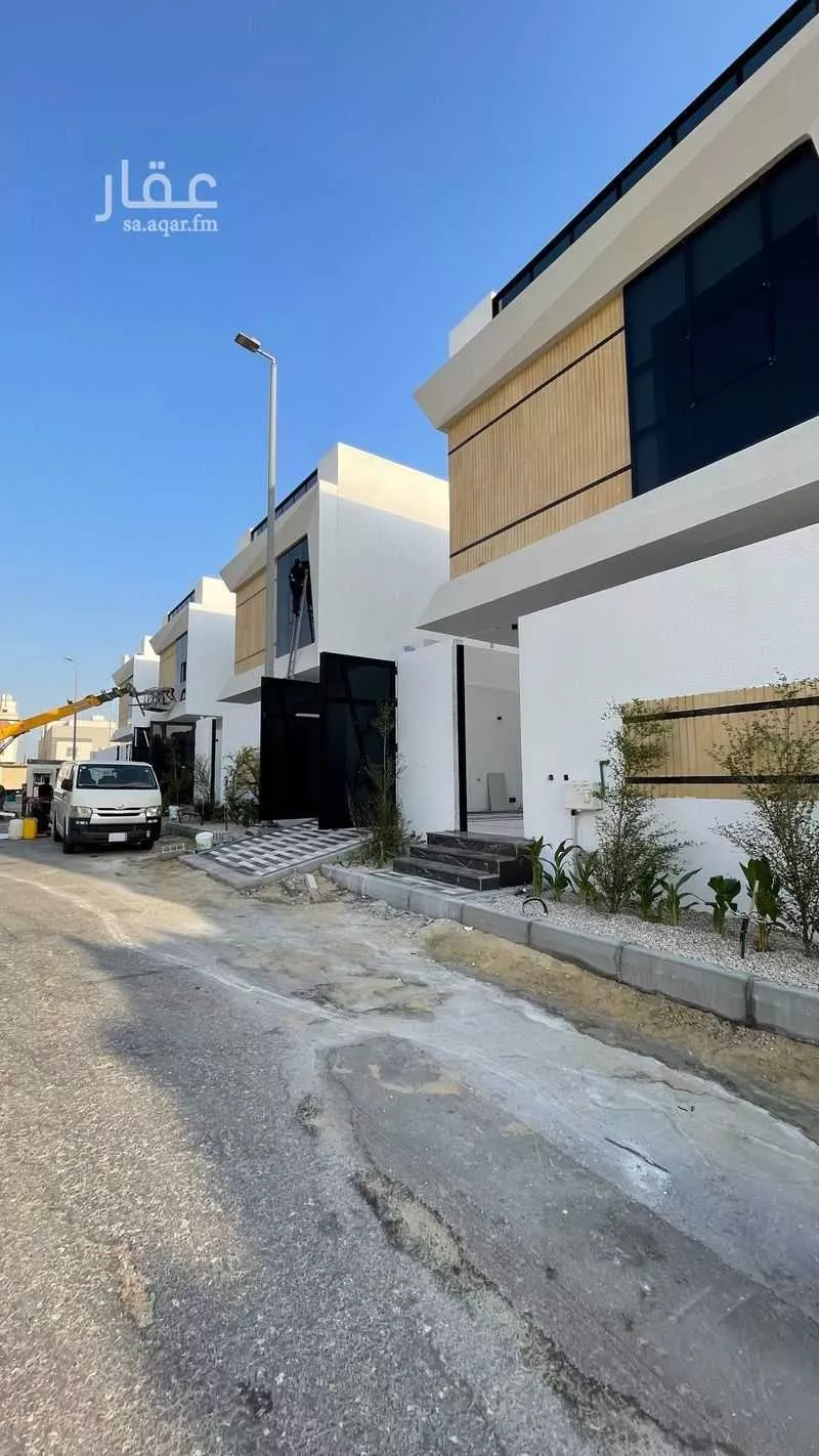 6 bedroom villa in As Sawari 3