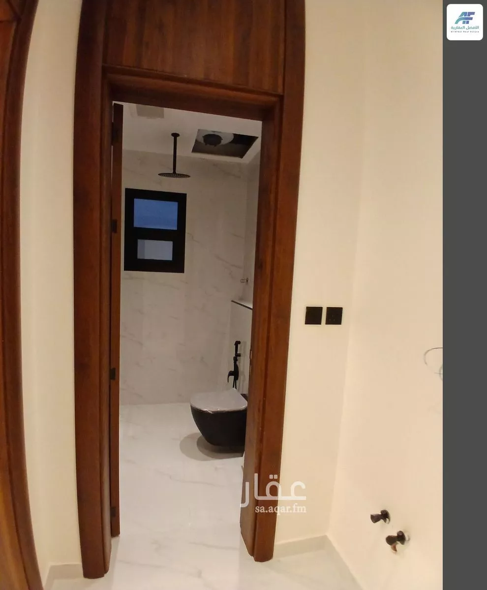 5 bedroom villa in Al Rimal 3