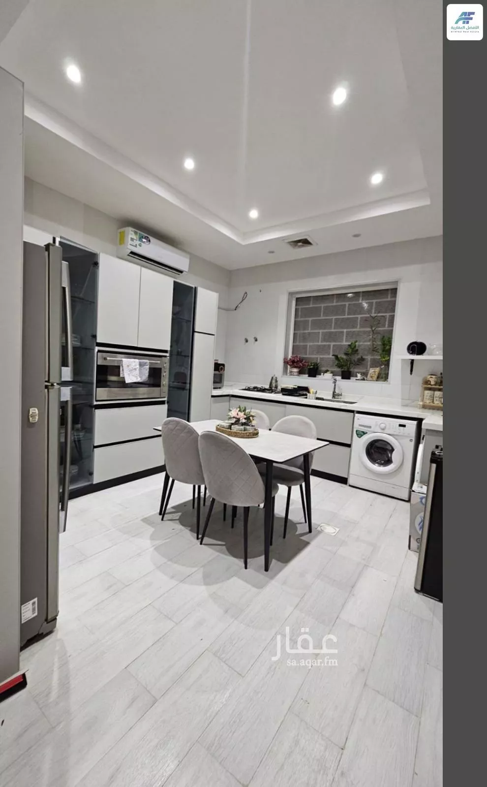 18 bedroom floor in Al Rimal 1