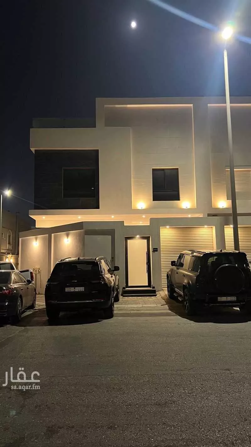 فيلا 4 غرف في المدينة الرياضية 1