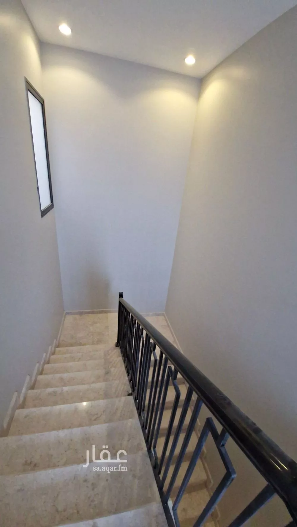 فيلا 4 غرف في المدينة الرياضية 5