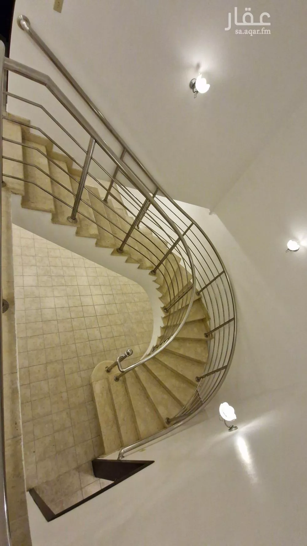 فيلا 6 غرف في الراكة الجنوبية 4