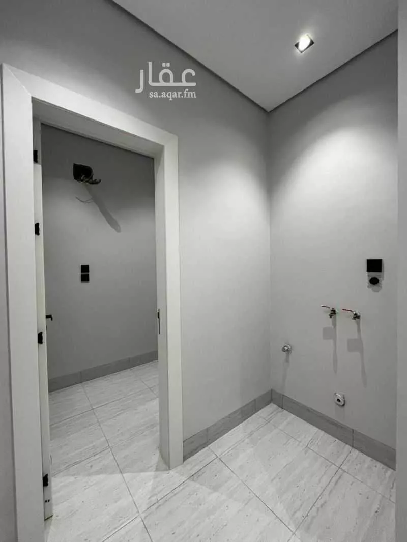 5 bedroom apartment in Al Bahr 2