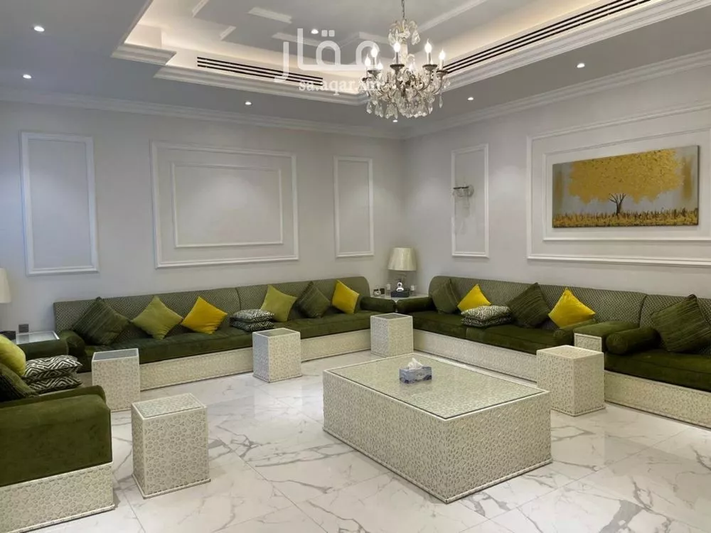 5 bedroom villa in Al Malqa 3