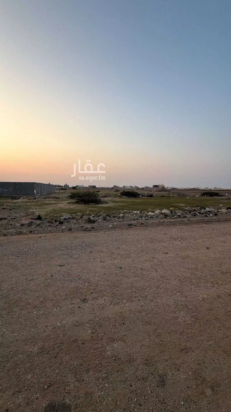 أرض 900 م² في الزمرد 2