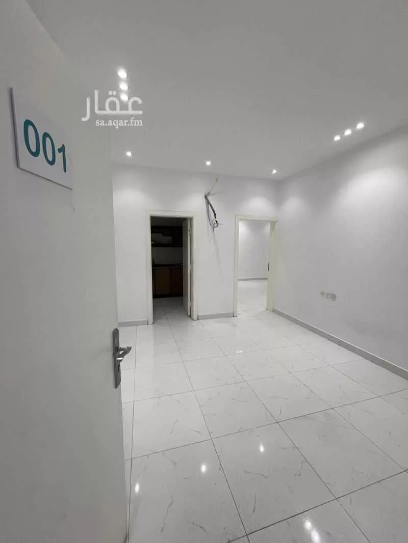3 bedroom apartment in Al Areedh, Madinah 5