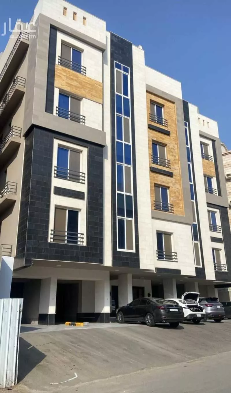 شقة 4 غرف في الريان 1