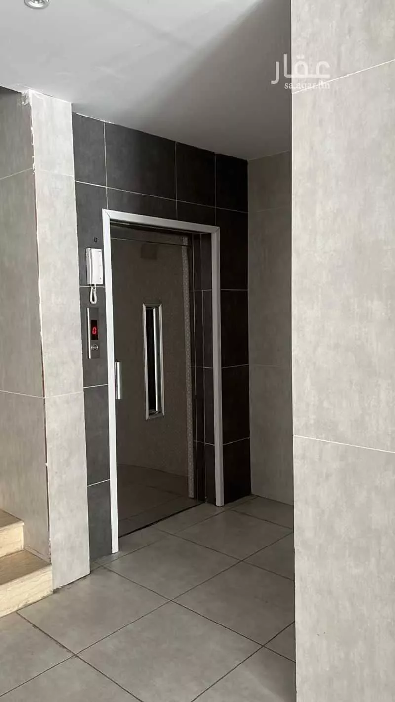 3 bedroom apartment in Muraykh 4