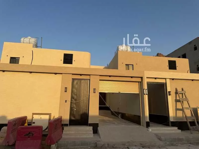 5 bedroom floor in Al Salam 1