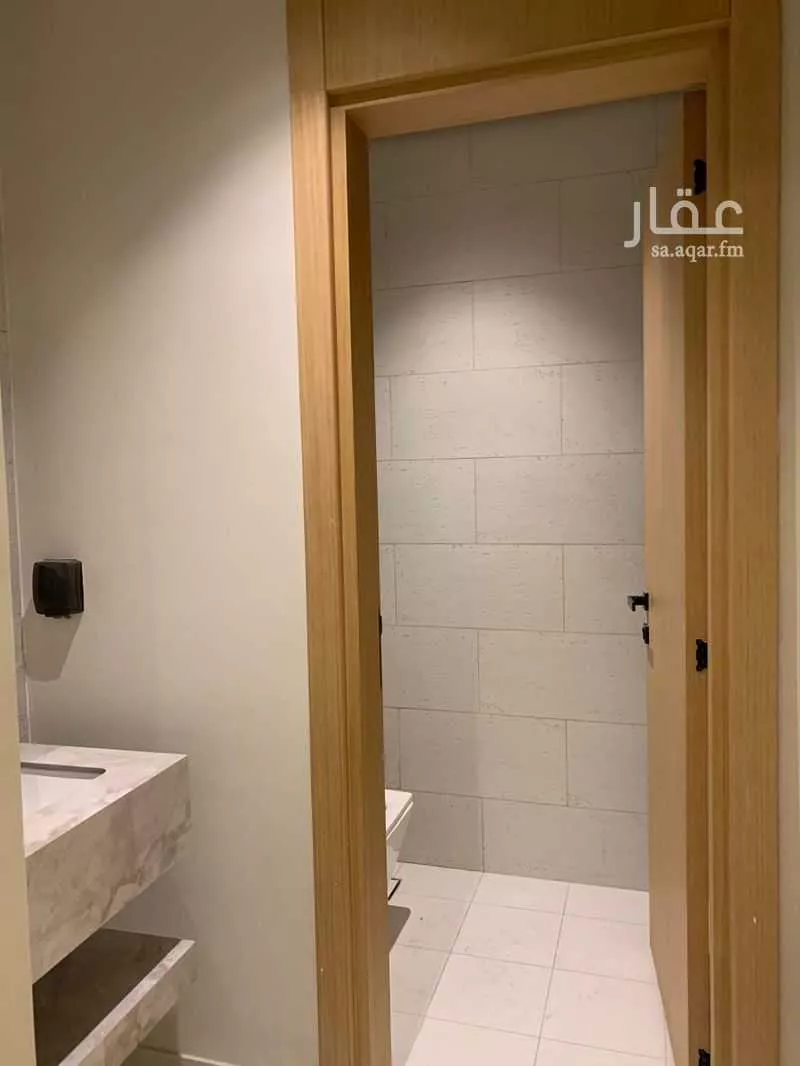 شقة 5 غرف في الحمرا 4