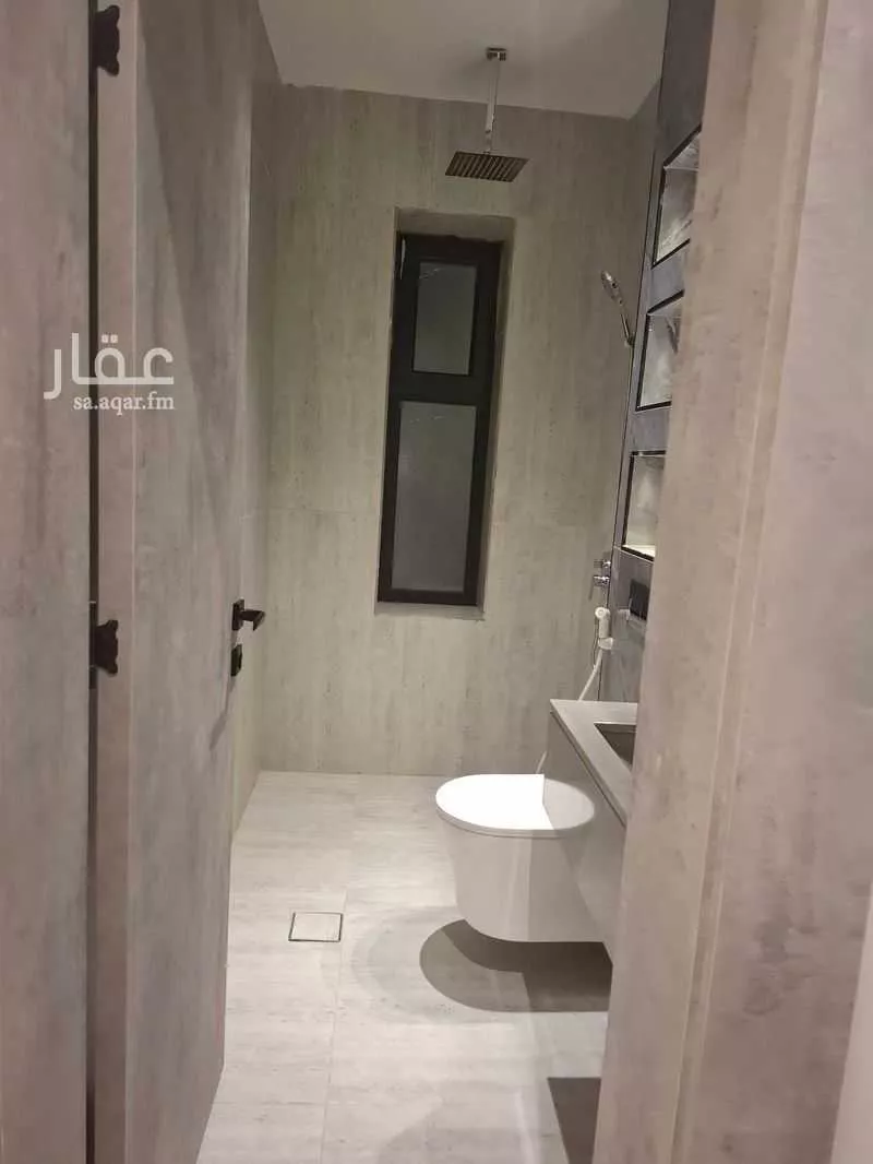 شقة 5 غرف في السيف 4