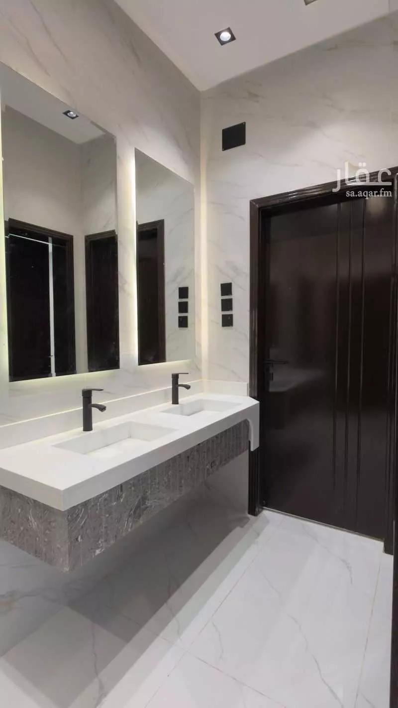 شقة 5 غرف في الخضراء 1