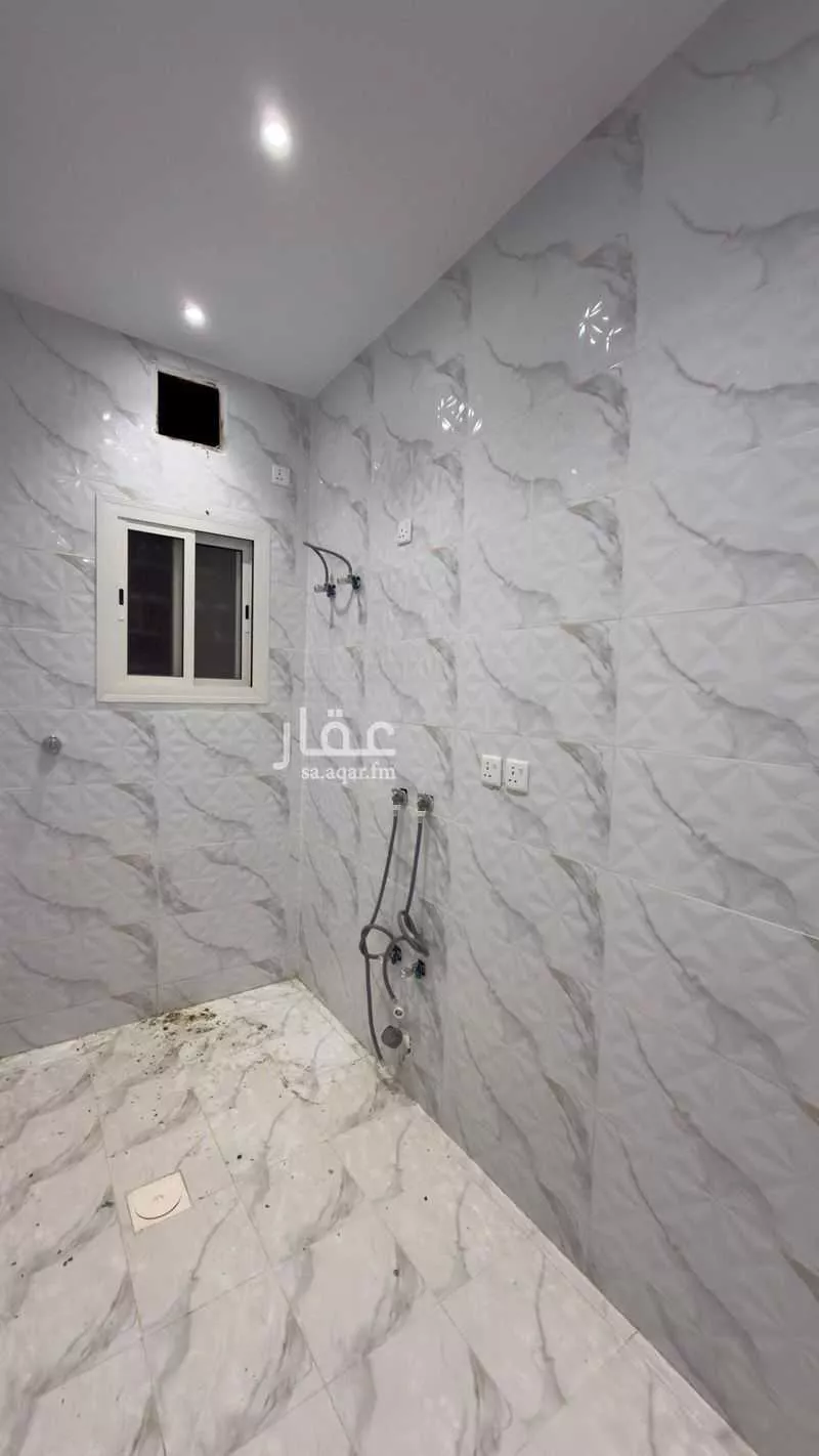 عمارة 525 م² في العكيشية 3