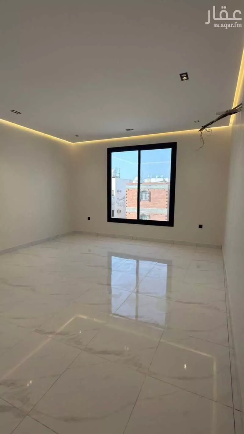 عمارة 517 م² في بطحاء قريش 4