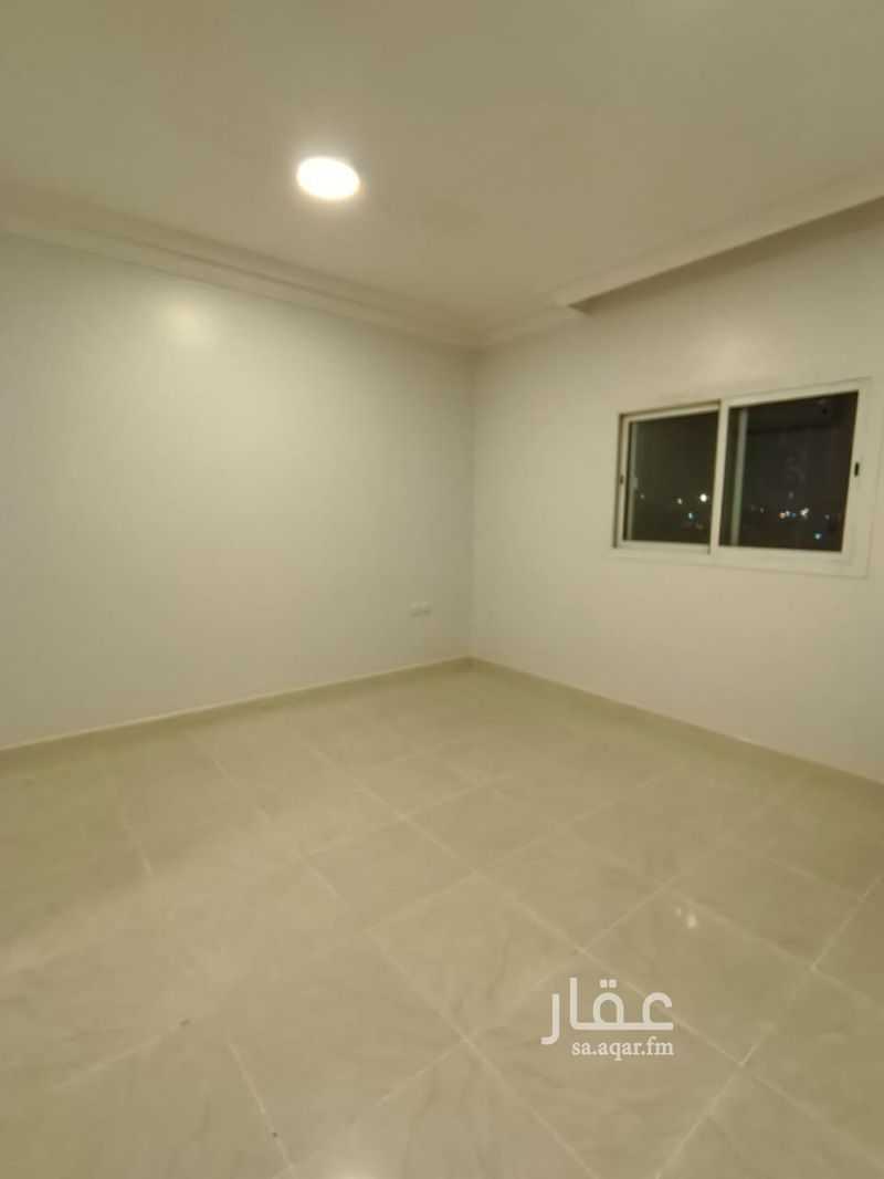 5 bedroom villa in At Taawon, Riyadh 10