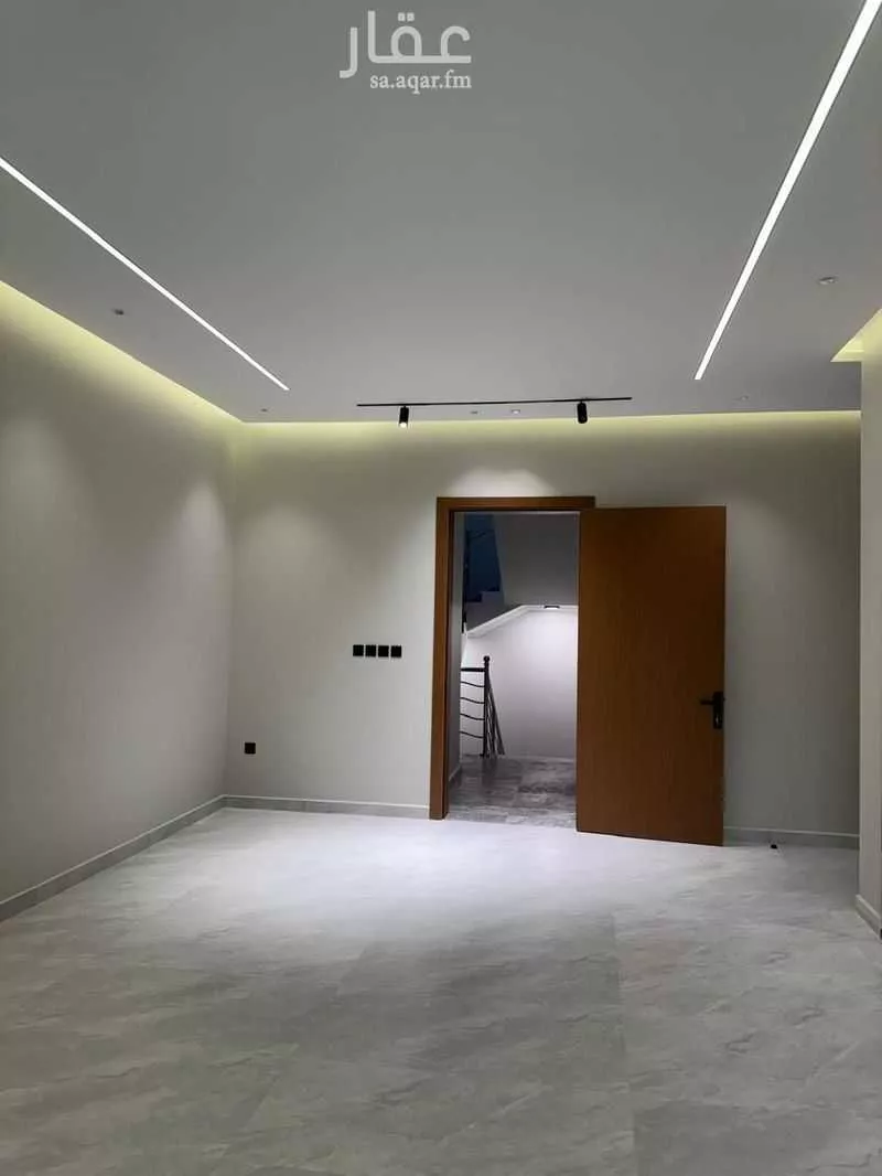 فيلا 13 غرف في طيبة 5