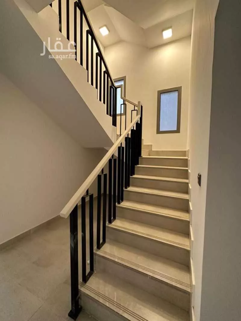 فيلا 6 غرف في النرجس 1