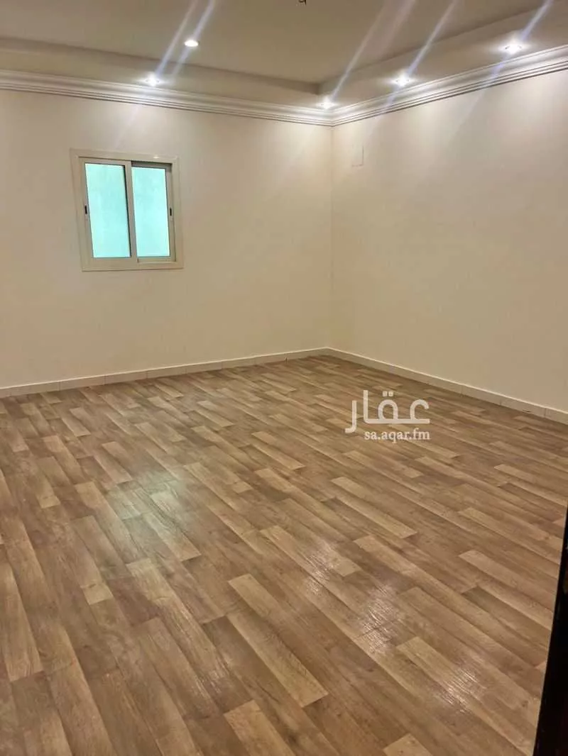 شقة 6 غرف في طيبة 2