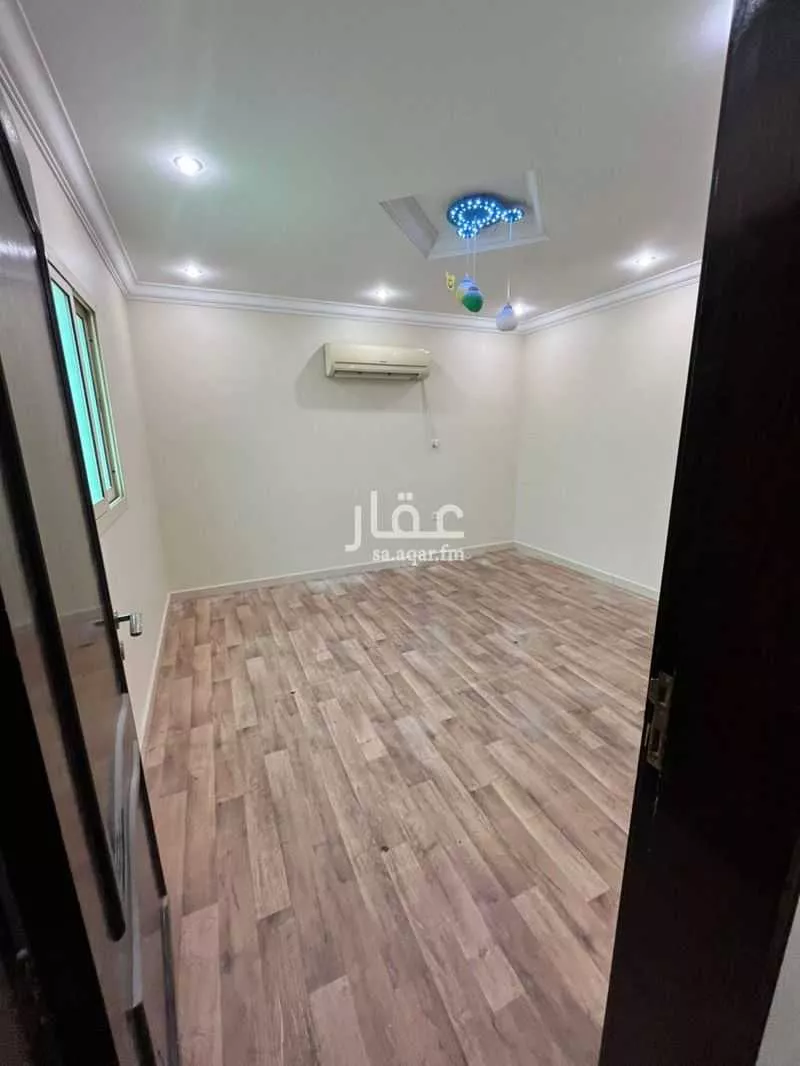 شقة 6 غرف في طيبة 1