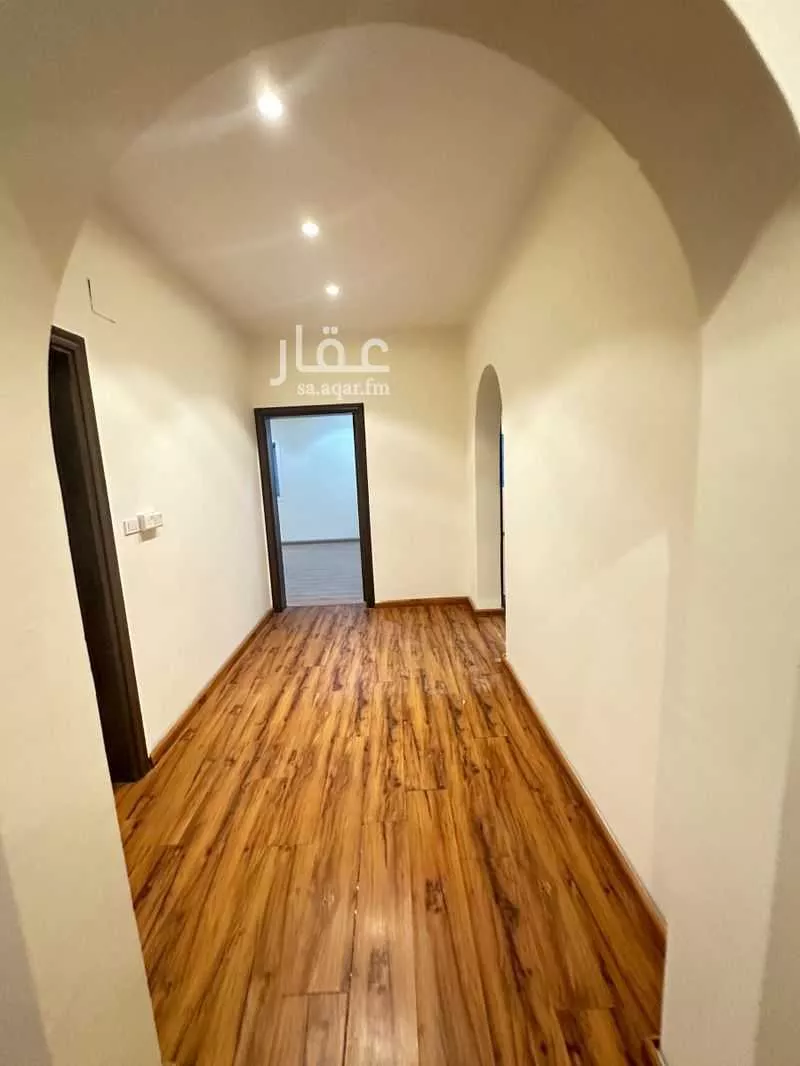 5 bedroom apartment in Al Zahra 4