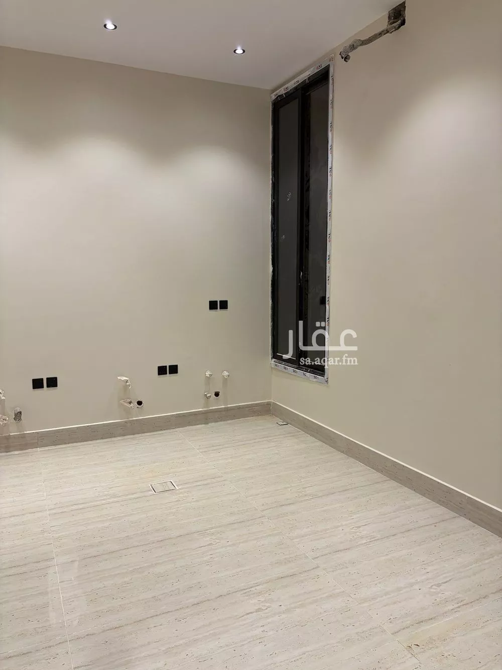 عقار 40 غرف في الخليج، الرياض 14