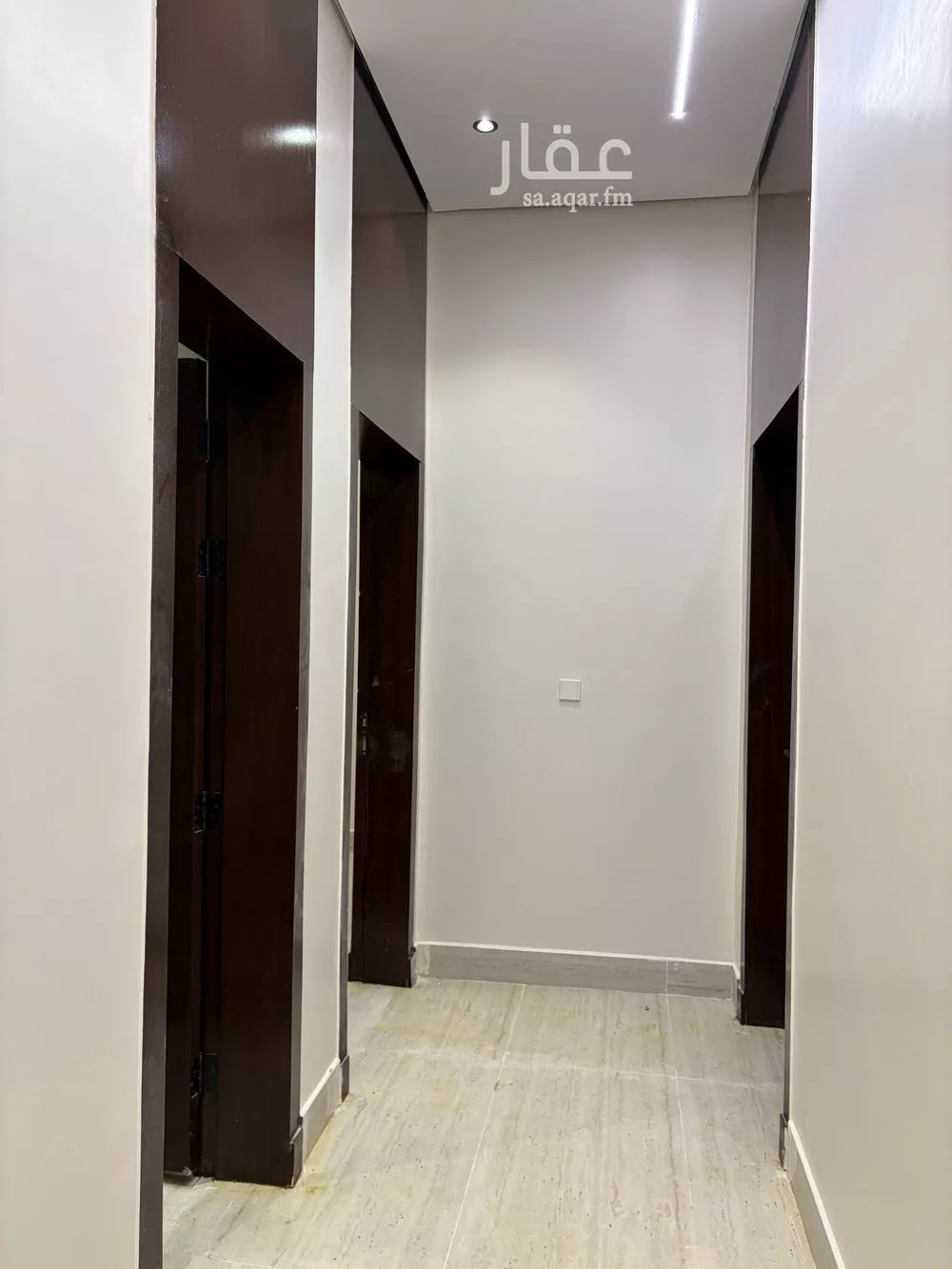 عقار 40 غرف في الخليج، الرياض 17