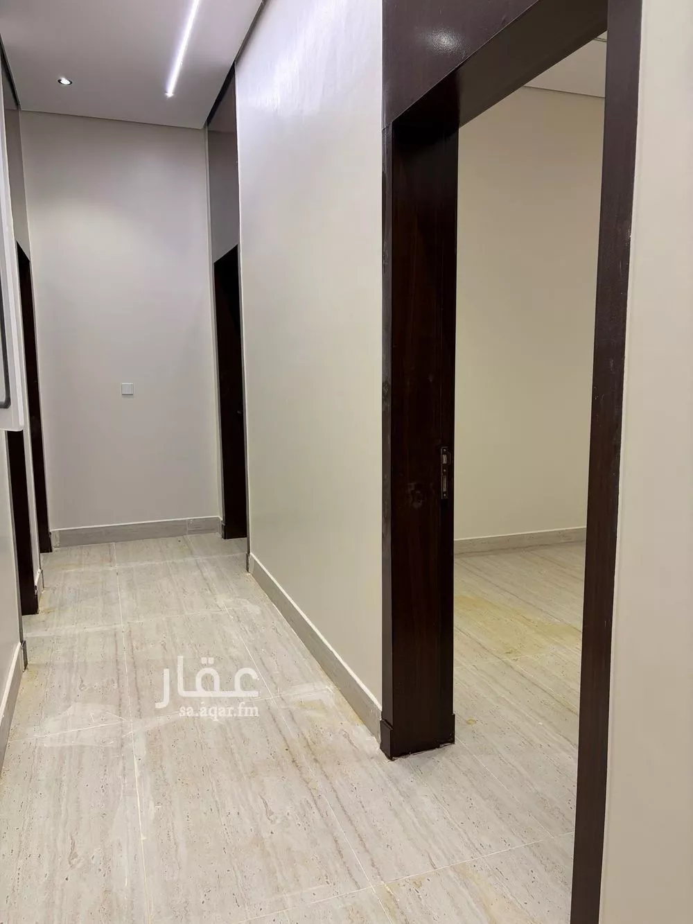 عقار 40 غرف في الخليج، الرياض 15