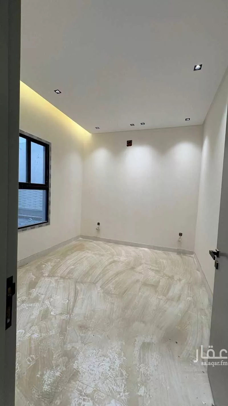 4 bedroom floor in Al Janadriyah 3