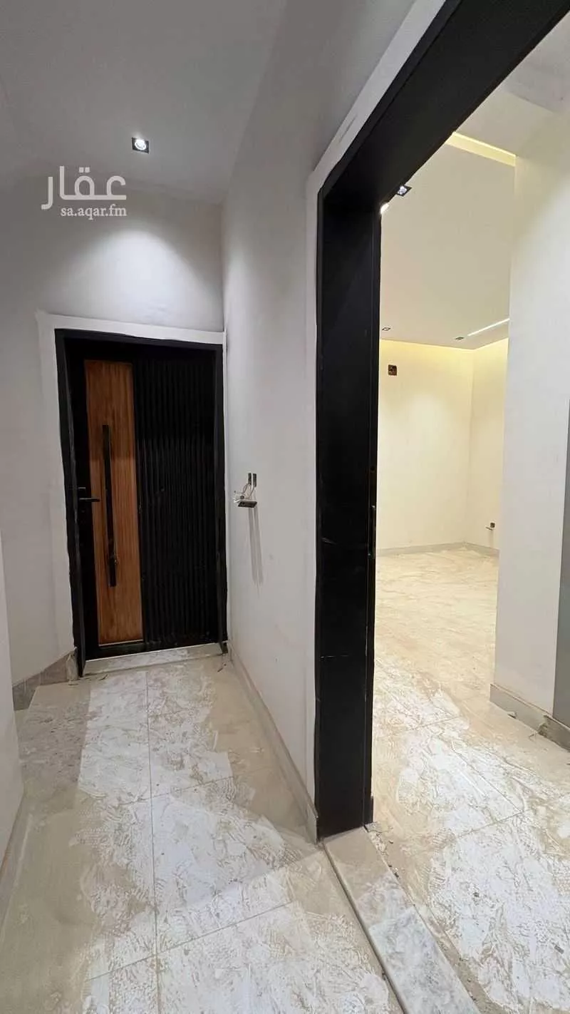 4 bedroom floor in Al Janadriyah 5