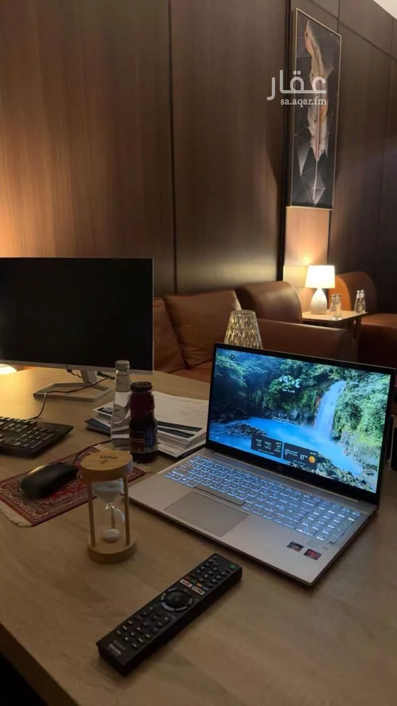 مكتب 690 م² في العزيزية 4