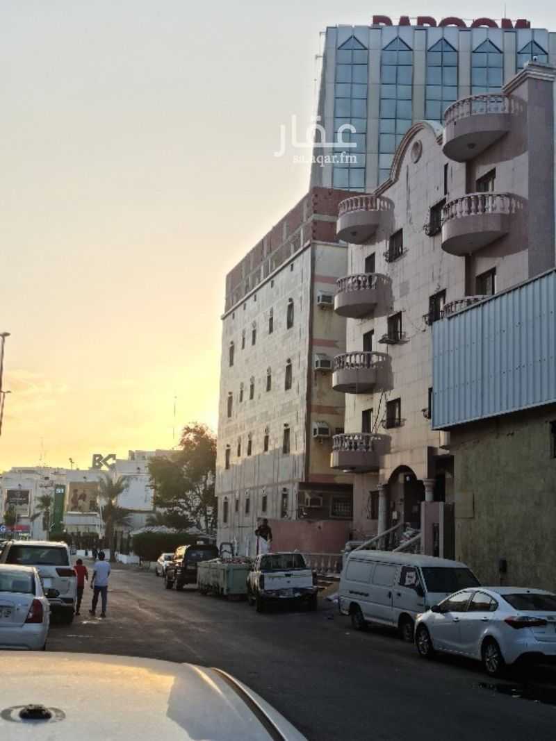 56 bedroom building in Al Ruwais, Jeddah 2