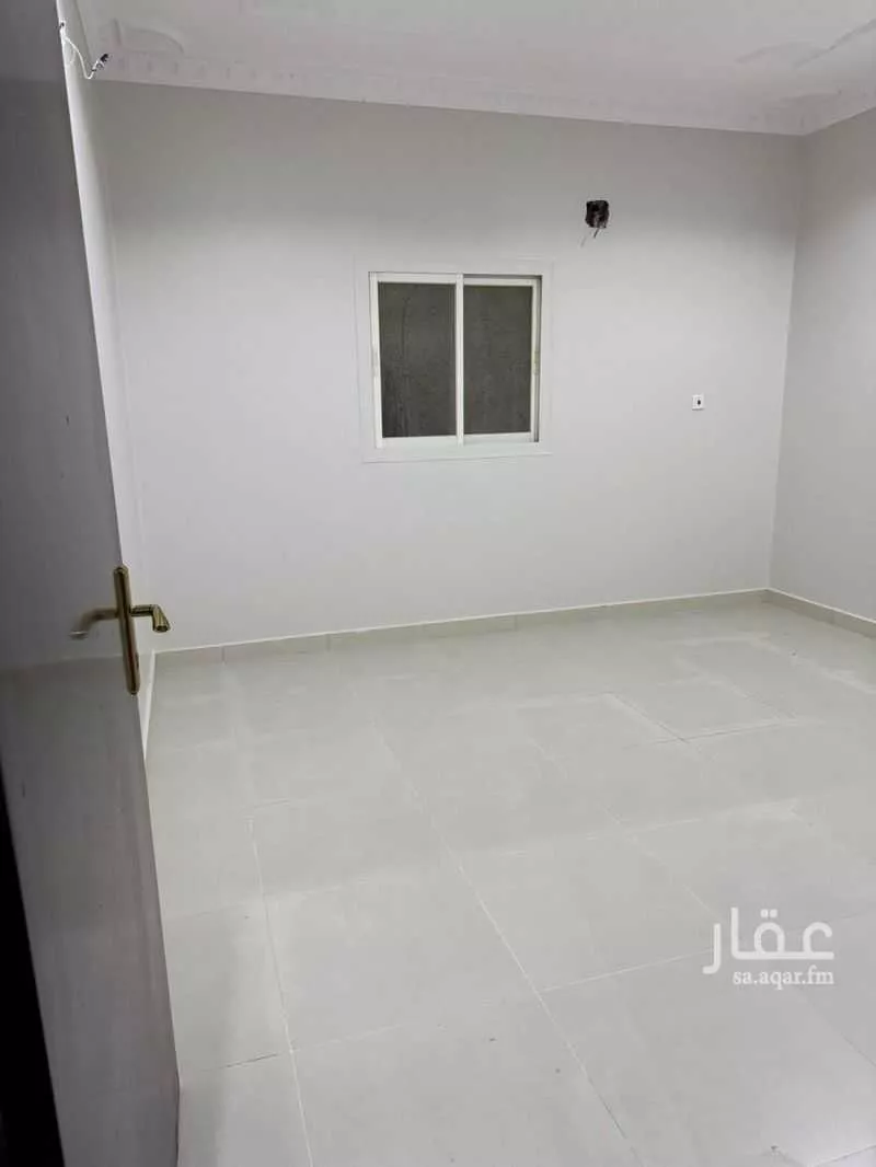 شقة 3 غرف في اشبيلية 5