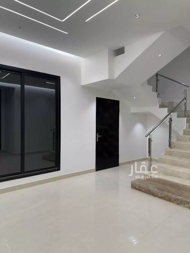 فيلا 4 غرف في الجنادرية 1