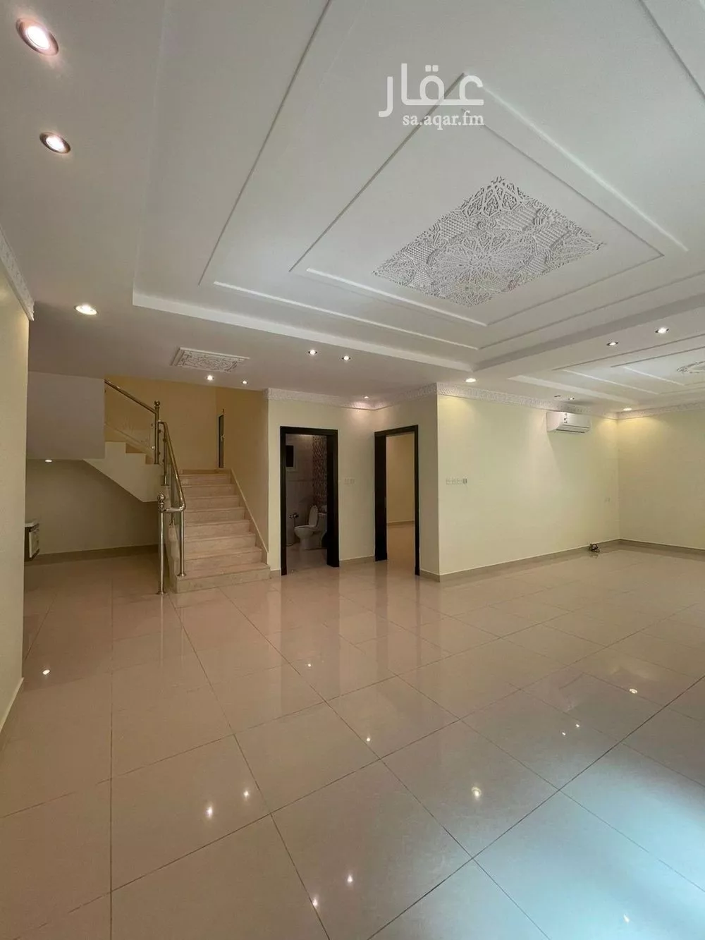 فيلا 7 غرف في الوادي 5